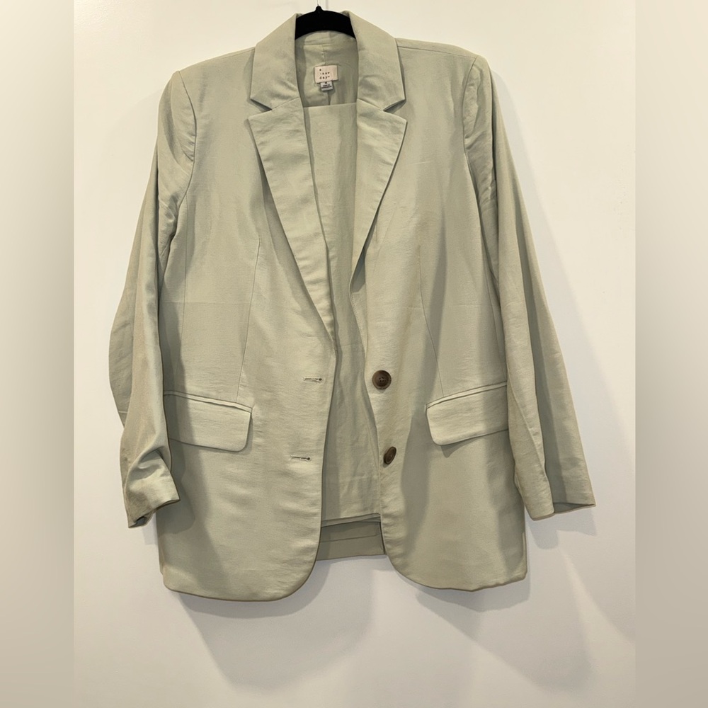 Women's Blazer & Pant in Sage Green